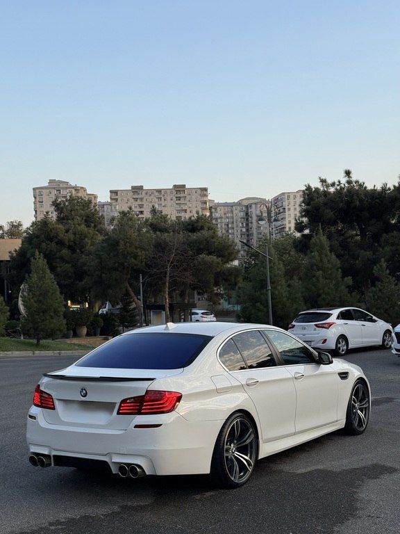BMW 528, 2.0 L, 2015 il, 235 000 km — Avtomobillər, Bakı (3)