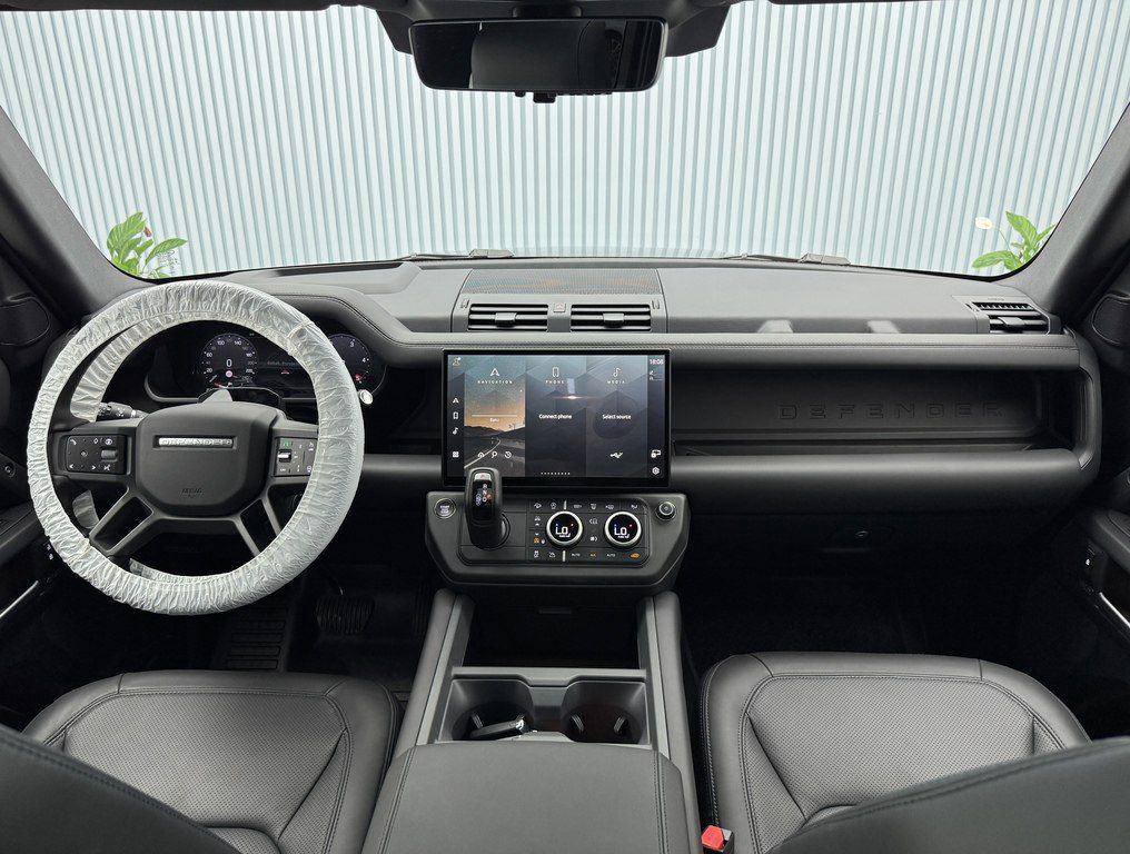 Land Rover Defender, 3.0 L, 2026 il, 1 000 km — Avtomobillər, Bakı (7)