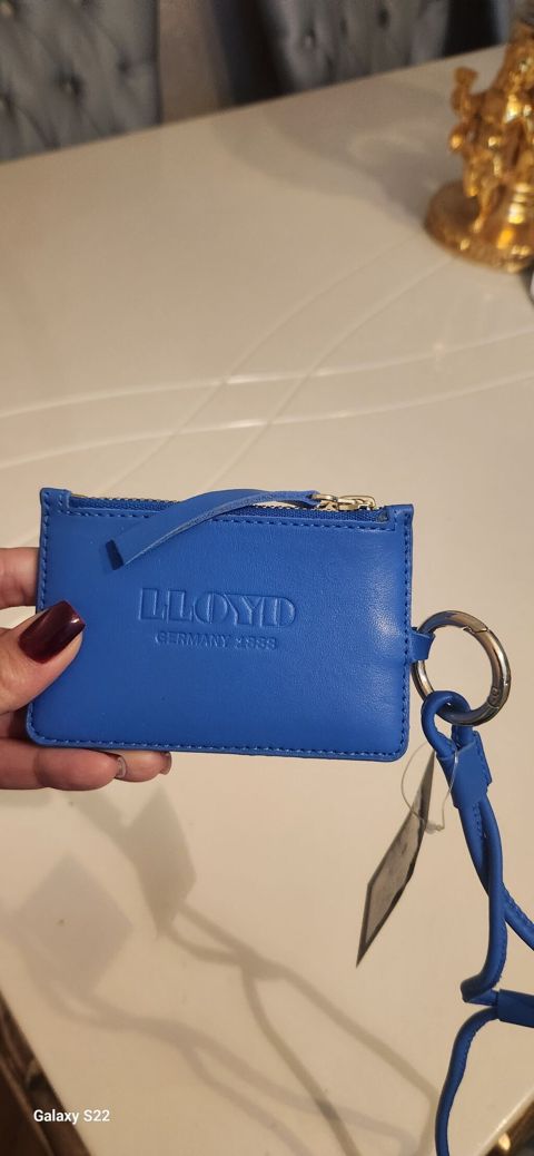 Loyd original pul qabı — Bakı