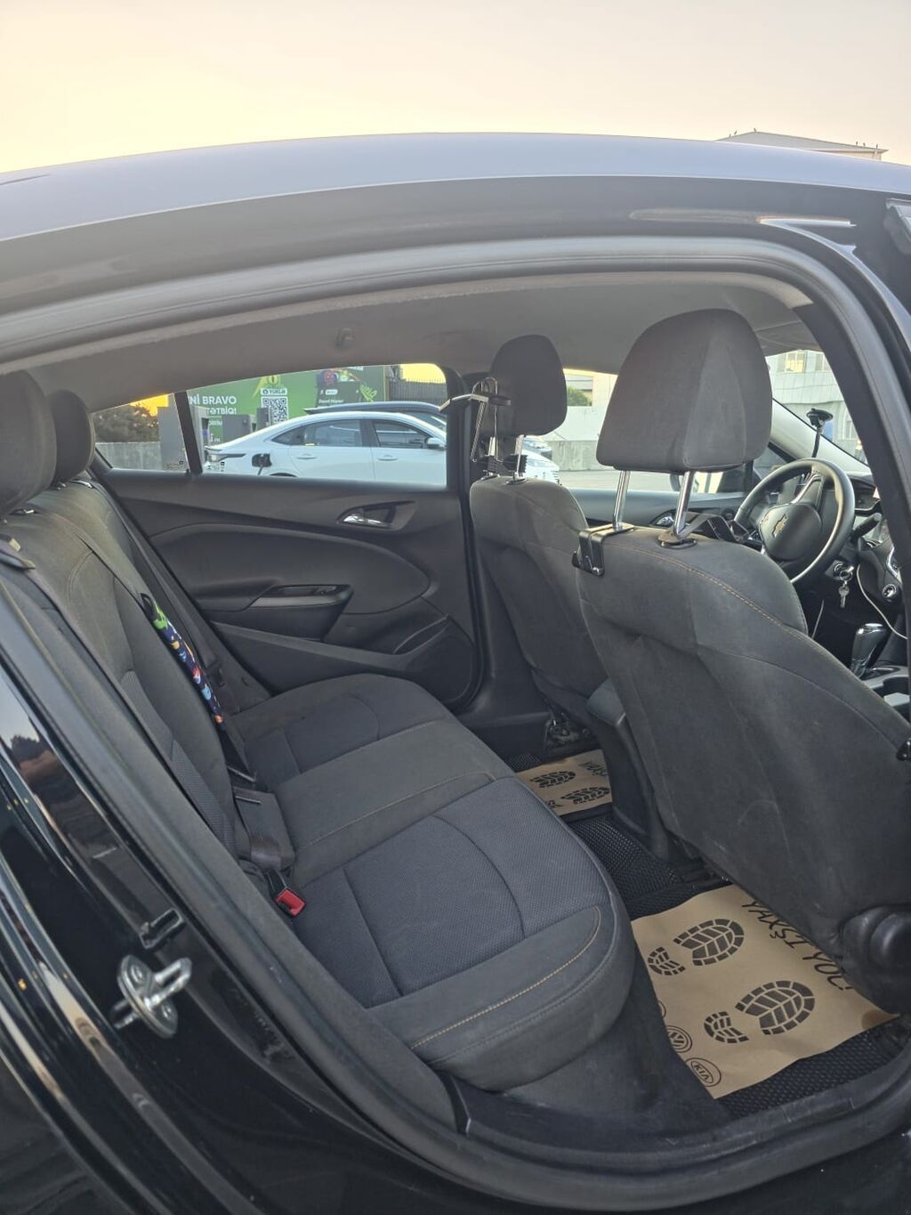 Chevrolet Cruze sedan - Kuzov: 4 qapılı sedan, qara rəng - Mühərrik — Avtomobillər, Bakı (9)