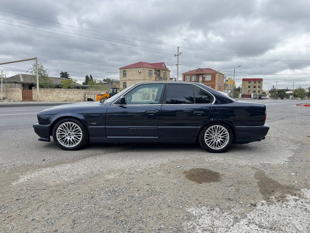 BMW 520, 2.0 L, 1994 il, 754 848 km 77-NA-539 — Avtomobillər, Bakı (2)