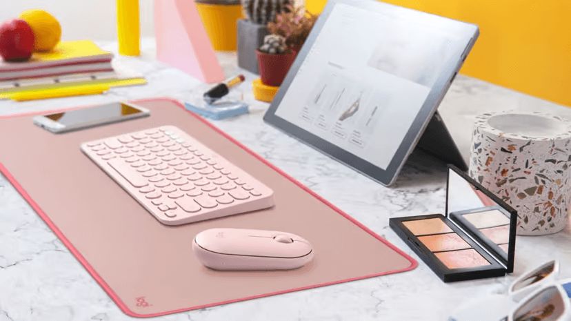 Mouse Pad Logıtech Desk Mat Studio Series - Darker Rose-namr-emea - Emea Desk MAT 956-000053 — Kompüterlər və noutbuklar, Bakı (2)