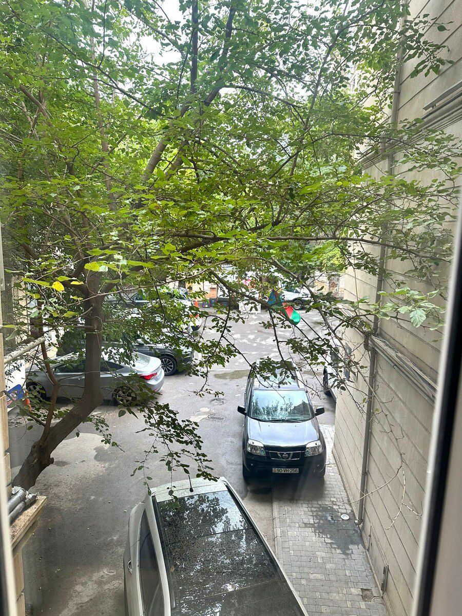 Satılır 2 otaqlı köhnə tikili 50 m² — Mənzil, Bakı (4)