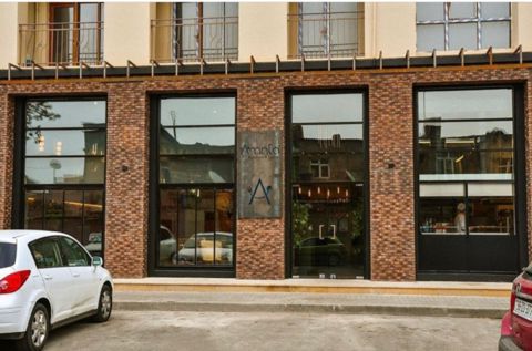 Satılır obyekt 250 m² — Bakı