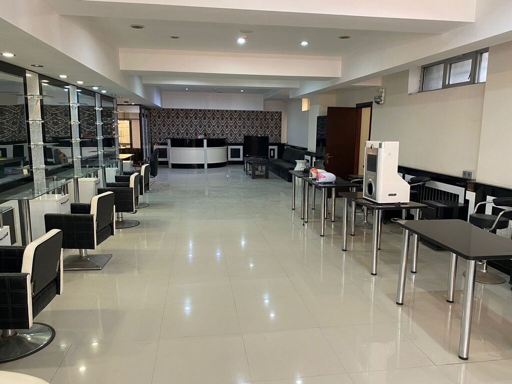 Satılır obyekt 280 m² — Əmlak, Bakı (2)