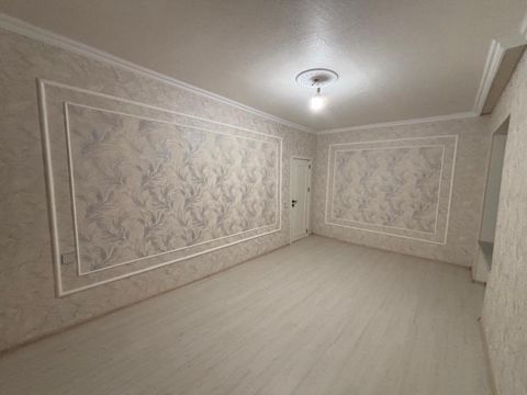 Satılır 2 otaqlı köhnə tikili 60 m² — Bakı