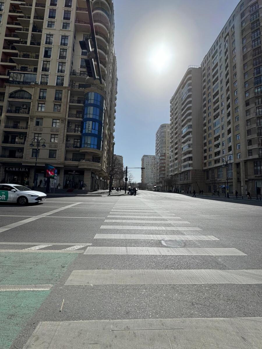 Satılır 4 otaqlı yeni tikili 322 m² — Mənzil, Bakı (2)