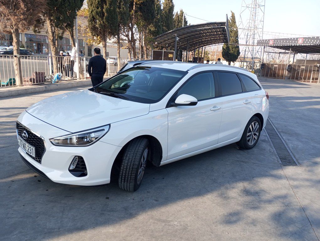 Hyundai i30, 1.6 L, 2017 il, 250 000 km 77-MZ-231 — Avtomobillər, Gəncə (8)
