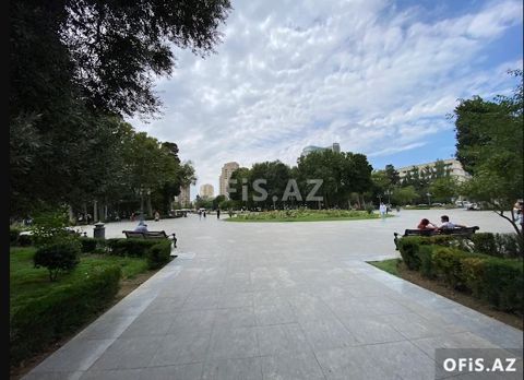 Köhnə tikili Satılır Nəsimi r., 28 May m., 3 otaq, 80 m² — Bakı