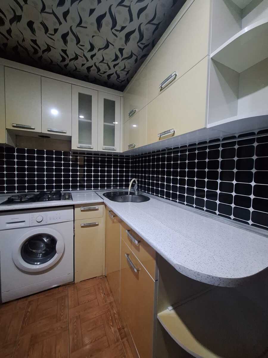 Satılır 2 otaqlı köhnə tikili 60 m² — Mənzil, Bakı (3)