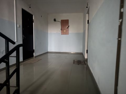 Satılır 5 otaqlı köhnə tikili 120 m² — Bakı