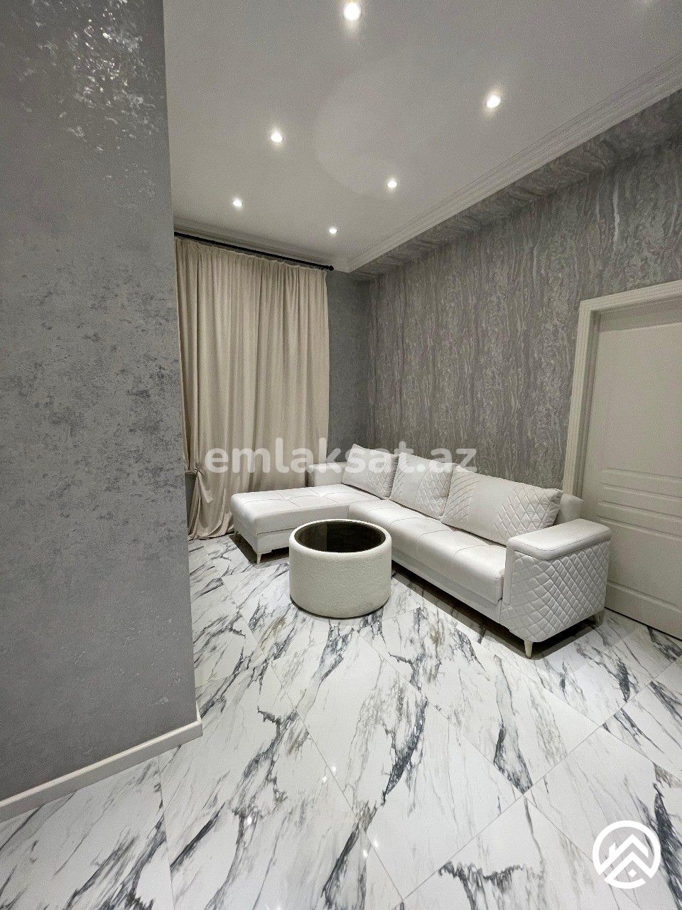 Satılır 6 otaq həyət evi / bağ evi 400 m², Badamdar — Ev, villa, Bakı (7)