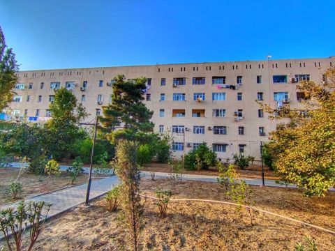 Satılır 3 otaqlı köhnə tikili 75 m² — Bakı