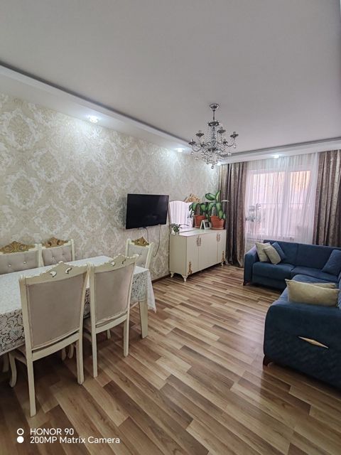 Satılır 3 otaqlı köhnə tikili 70 m² — Bakı