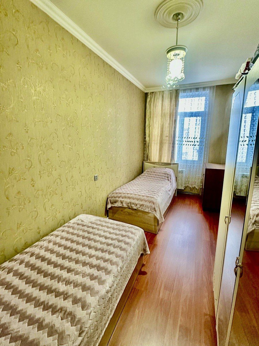 Satılır 2 otaqlı köhnə tikili 50 m² — Mənzil, Bakı (5)