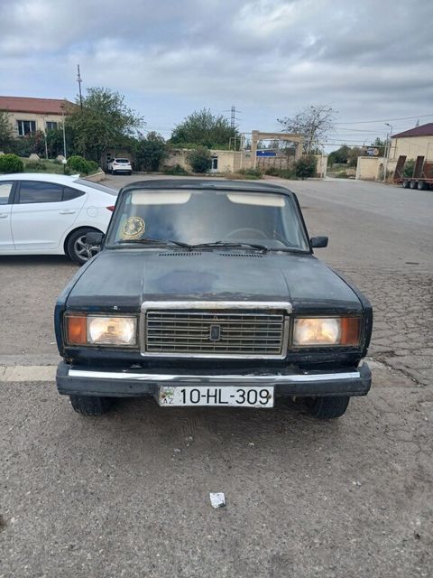Lada (VAZ) 2107, 1.6 L, 1985 il, 245 800 km — Salyan