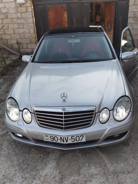 Mercedes E 220, 2.2 L, 2003 il, 360 000 km — Bakı