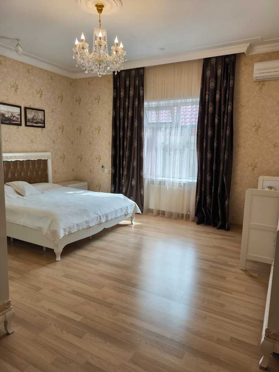 Satılır 4 otaqlı həyət evi/bağ evi 322 m² — Ev, villa, Bakı (10)