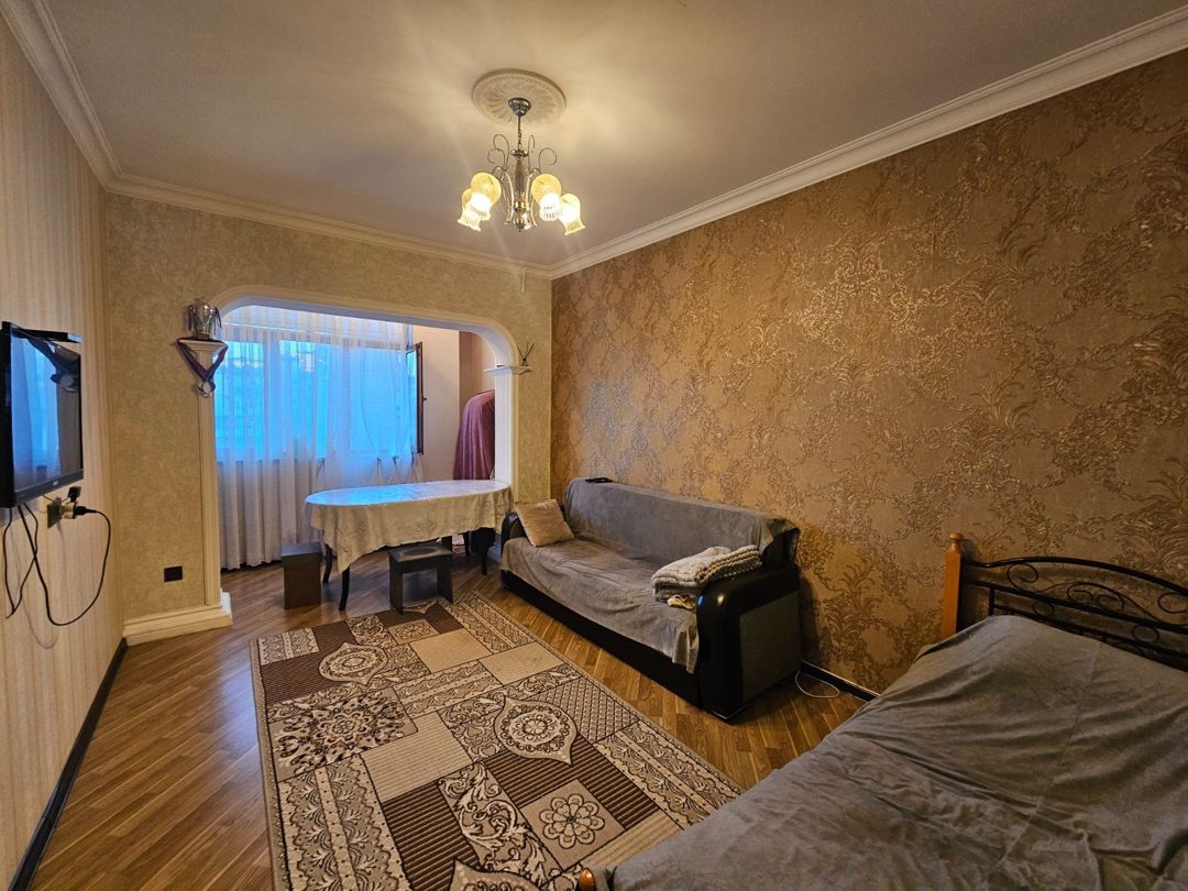 Satılır 2 otaqlı köhnə tikili 70 m² — Mənzil, Bakı (2)