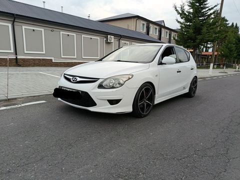 Hyundai i30, 1.4 L, 2010 il, 280 000 km — Zaqatala