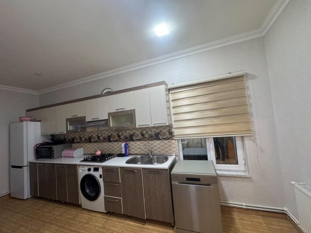 Satılır 4 otaqlı həyət evi/bağ evi 185 m² — Ev, villa, Bakı (12)