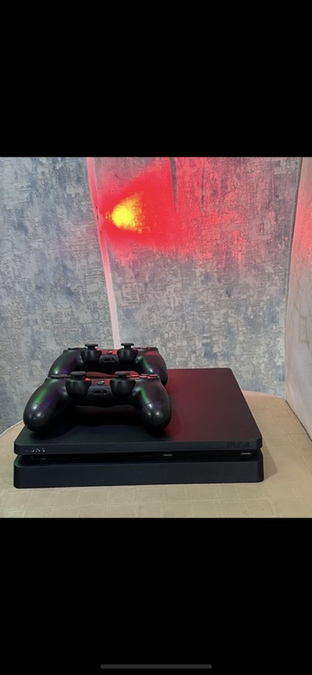 PlayStation 4 Slim oyun konsolu Xüsusiyyətlər: - Model: PS4 Slim — Oyun konsolları, Bakı (2)