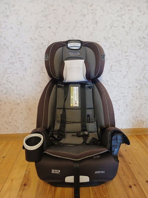 Graco 4Ever DLX avtomobil uşaq oturacağıdır.İşlenmisdir.Heç bir — Bakı