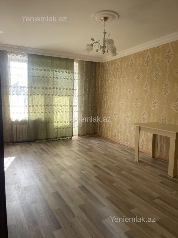Satılır 3 otaqlı Bina evi menzil (Köhnə tikili), 70 m², 1-ci mikrorayon — Mənzil, Sumqayıt (7)
