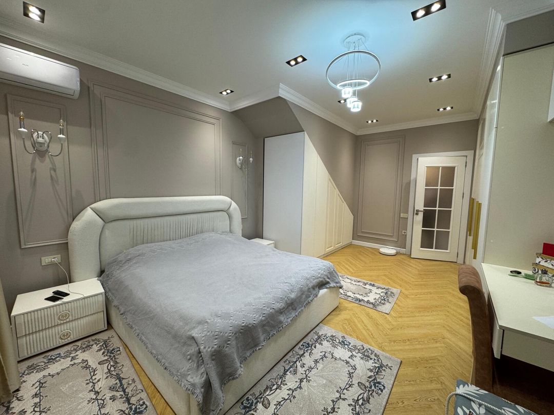 Satılır 5 otaqlı yeni tikili 250 m² — Mənzil, Bakı (4)