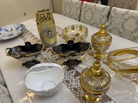 Məclis və interyer üçün dekorativ qab-qacaq dəsti - Zərif bəzəkli — Masazır