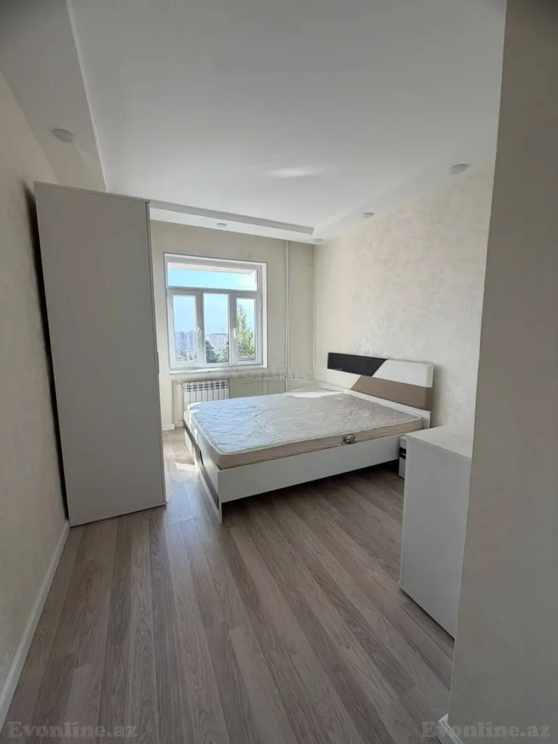 Satılır 2 otaqlı Mənzil Köhnə tikili 65 m² Bakı, Xətai r., Əhmədli m — Mənzil, Bakı (7)
