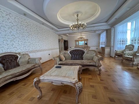 İcarəyə verilir 3 otaqlı yeni tikili 130 m² — Bakı