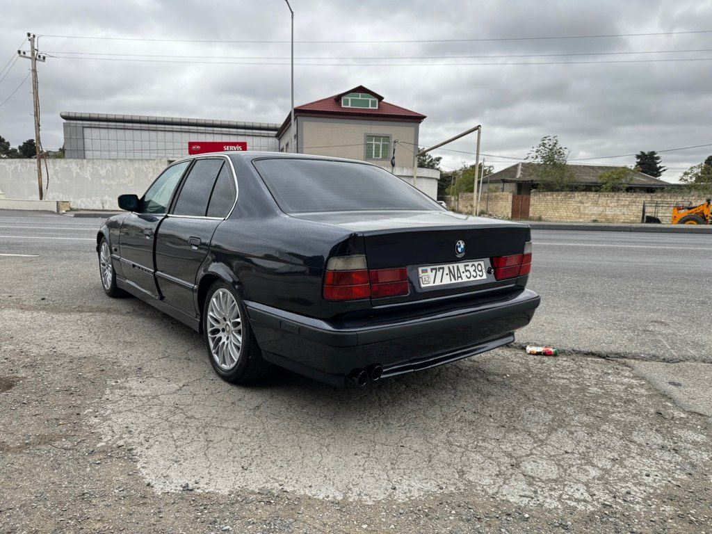 BMW 520, 2.0 L, 1994 il, 754 848 km 77-NA-539 — Avtomobillər, Bakı (3)