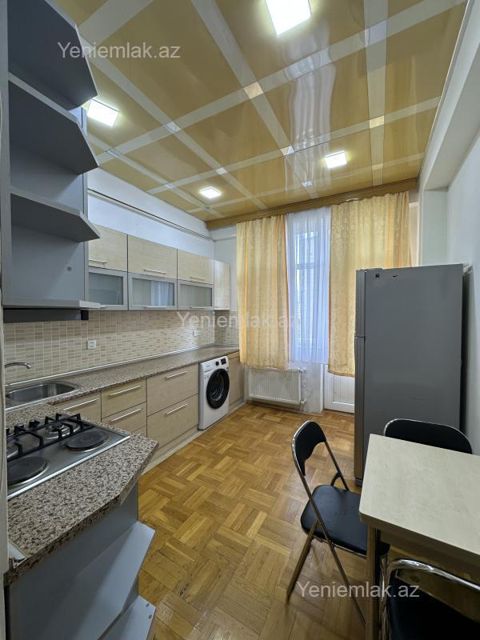 Satılır 2 otaqlı Bina evi menzil (Yeni tikili), 86 m², Xətai rayonu — Bakı