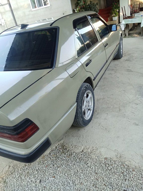 Mercedes 230 E, 2.3 L, 1988 il, 132 000 km 90-KO-281 — Avtomobillər, Şamaxı (3)