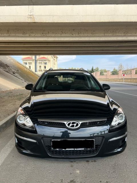 Hyundai i30, 1.6 L, 2009 il, 290 000 km — Yevlax