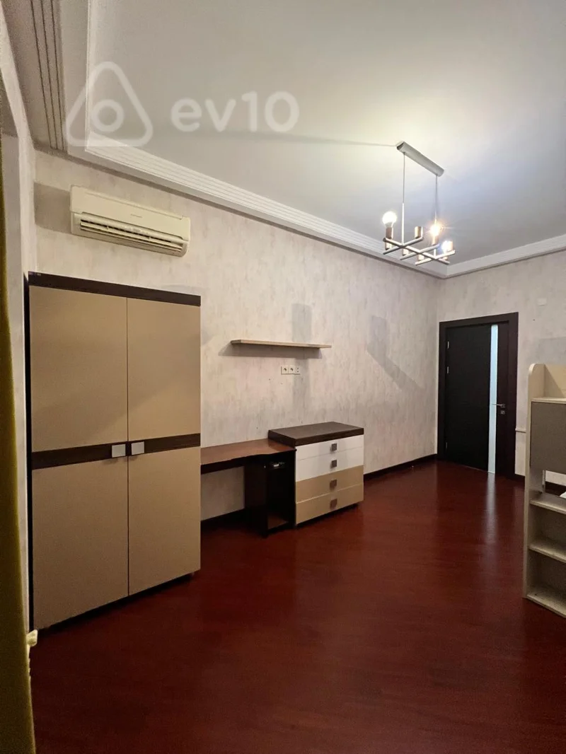 3 otaqlı mənzil, 130 m², Bakı, Koroğlu Rəhimov küç. — kirayə — Mənzil, Bakı (11)
