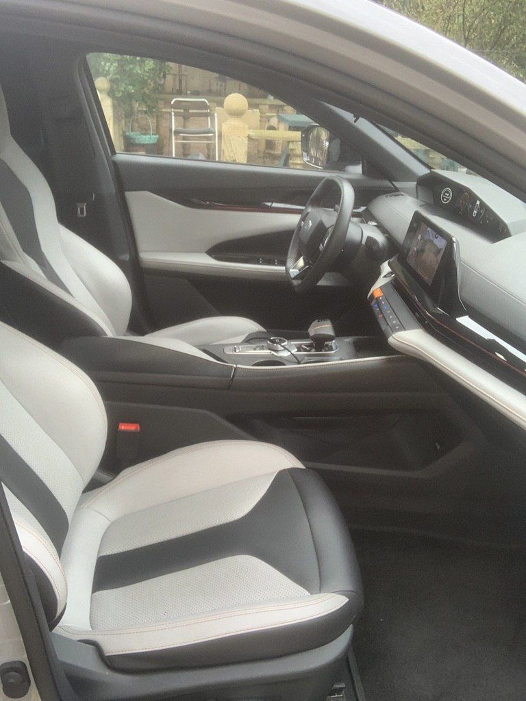 Changan Uni-V iDD, 1.5 L, 18.4 kWh, 2023 il, 40 000 km 88-BQ-364 — Avtomobillər, Bakı (10)