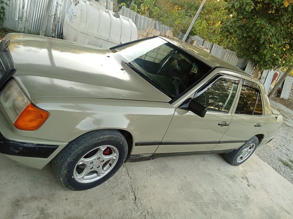 Mercedes 230 E, 2.3 L, 1988 il, 132 000 km 90-KO-281 — Avtomobillər, Şamaxı (4)