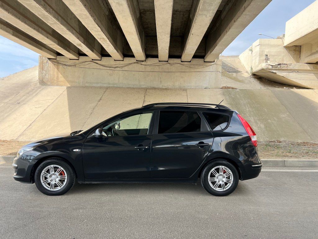 Hyundai i30, 1.6 L, 2009 il, 290 000 km — Avtomobillər, Yevlax (4)
