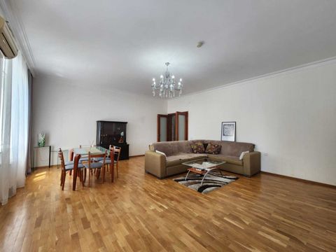 İcarəyə verilir 3 otaqlı yeni tikili 140 m² — Bakı
