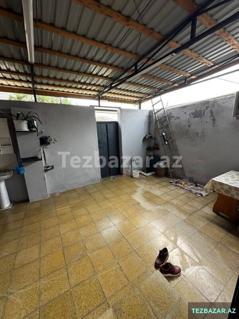 Maştağada həyət evi satılır — House, cottage, summer house