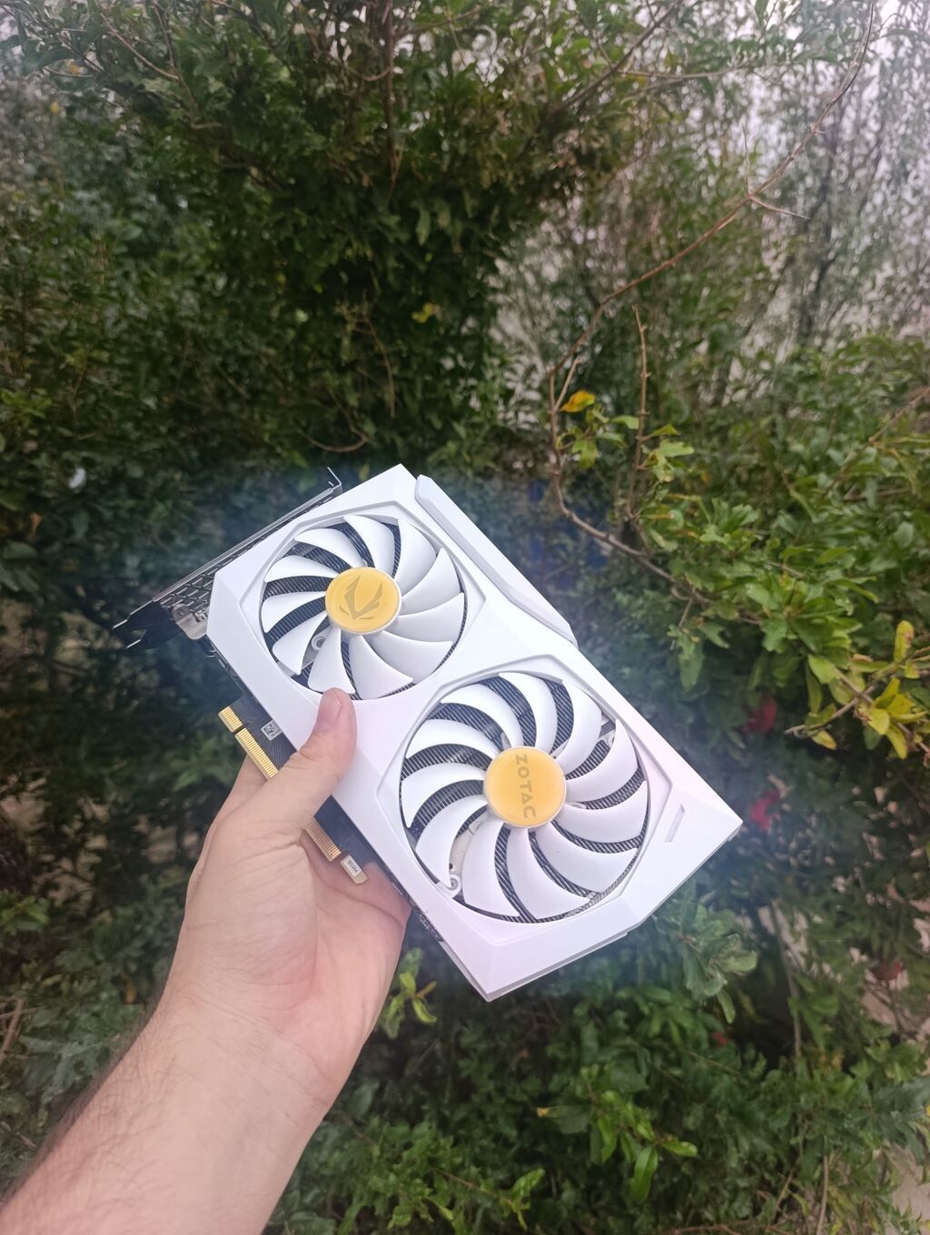 Nividia RTX 3070 Twin Edge OC White Edition Yaddaş həcmi: 8 GB — Qrafik kartlar, Xırdalan (4)