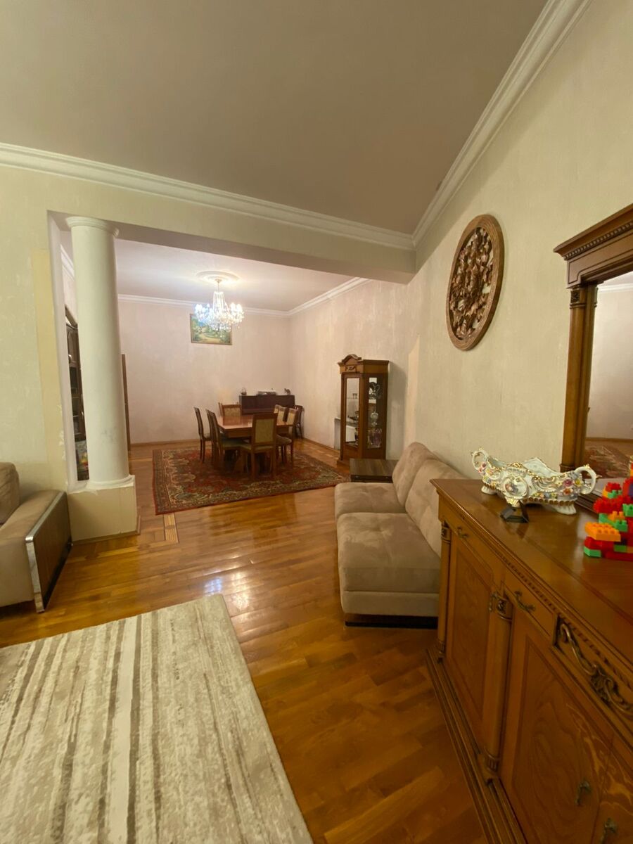 Satılır 7 otaqlı həyət evi/bağ evi 400 m² — Ev, villa, Bakı (4)