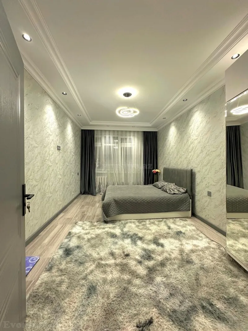 Satılır 3 otaqlı Mənzil Köhnə tikili 60 m² Bakı, Binəqədi r., Azadlıq prospekti m., 7-ci mikrorayon — Mənzil, Bakı (8)