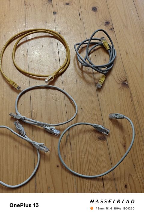 Məhsul: Ethernet (RJ45) şəbəkə kabelləri dəsti Təsvir: - Müxtəlif — Xırdalan