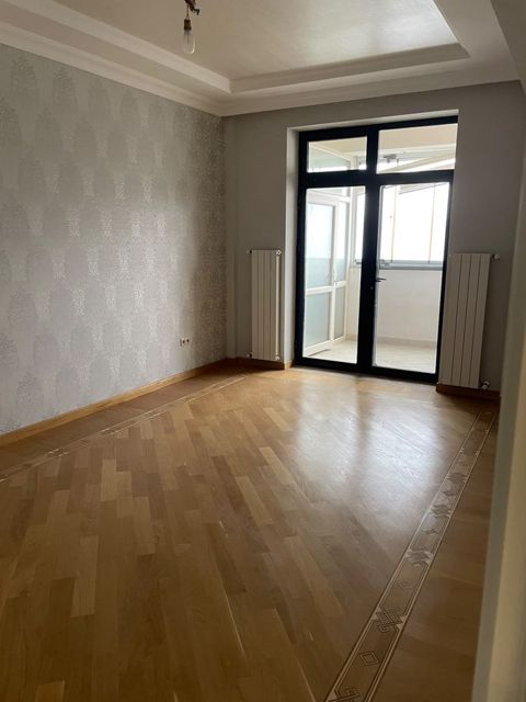 6+ otaqlı mənzil kirayə verilir, 250 m², Yasamal r. Elimler metrosuna yaxin, Bakı — Bakı