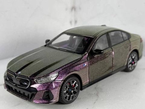 Maşın BMW i5 M60, bənövşəyi — Bakı