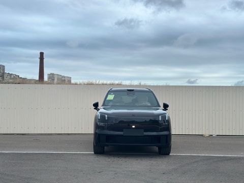 Lynk & Co 900, 1.5 L, 44.85 kWh, 2026 il, yeni — Bakı
