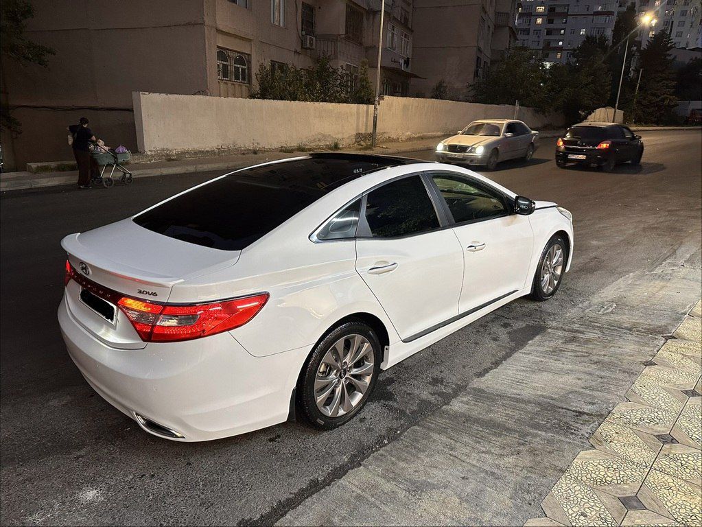 Hyundai Grandeur, 3.0 L, 2012 il, 157 000 km — Avtomobillər, Bakı (2)